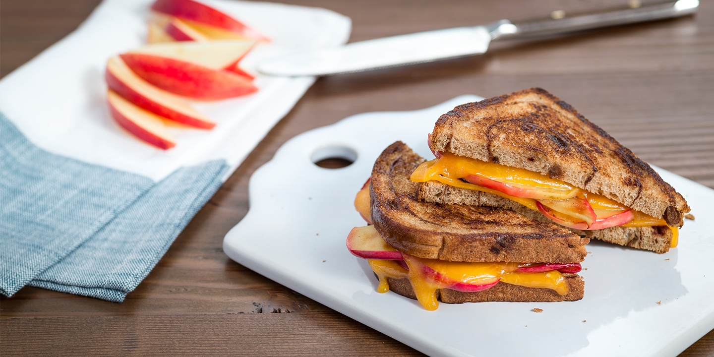 Apple Pie Grilled Cheese